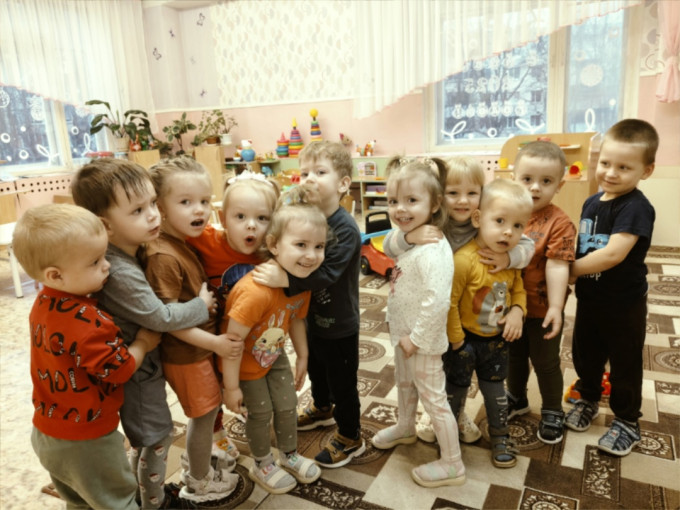 День объятий День объятий.