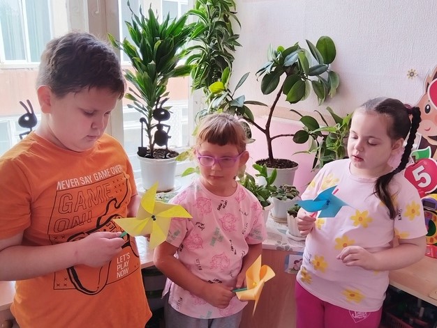 Наблюдаем за погодой Наблюдаем за погодой.